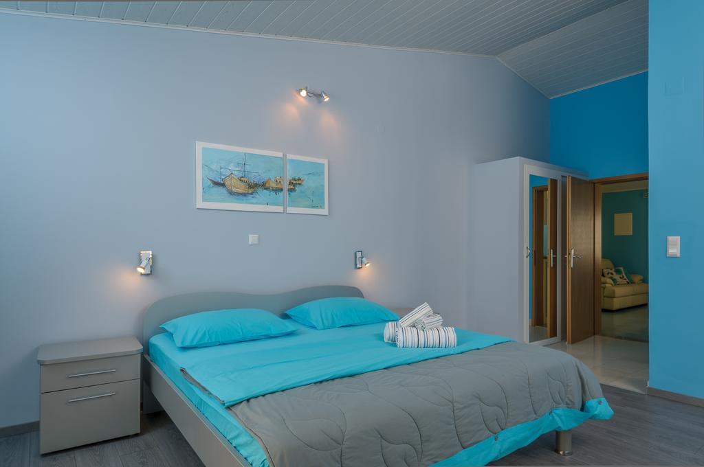 Apartments Komazin Hvar Town Exterior photo